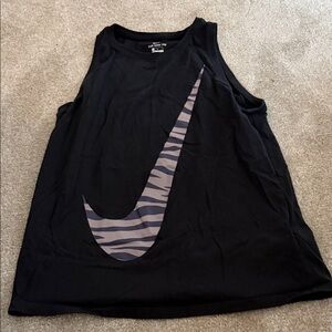 Nike Women's Black and Gray Tank Top